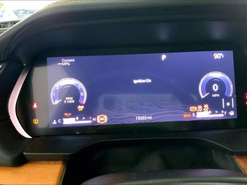 Used 2021 Jeep Grand Cherokee L Summit AWD/4WD image 9