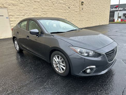 Used 2016 MAZDA MAZDA3 i Touring w/ Popular Equipment Package image 7