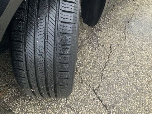 Used 2016 Buick Regal Sport Touring image 11