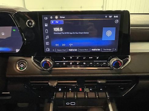 Used 2024 Chevrolet Colorado LT w/ LT Convenience Package II AWD/4WD image 29