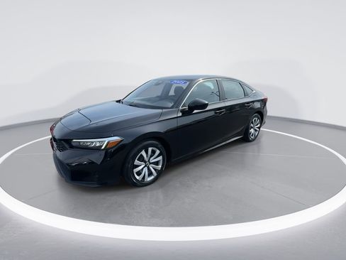 Used 2025 Honda Civic LX image 4