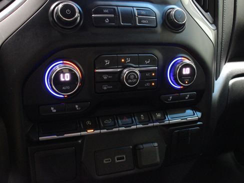 Used 2021 Chevrolet Silverado 1500 LT RWD image 18