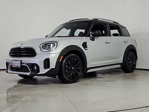 Used 2021 MINI Cooper Countryman image 2