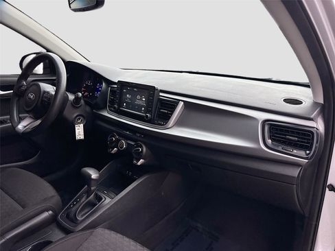 Used 2020 Kia Rio S image 28