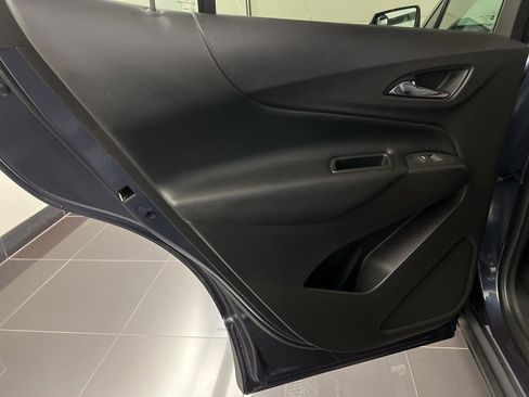 Used 2018 Chevrolet Equinox LT image 30