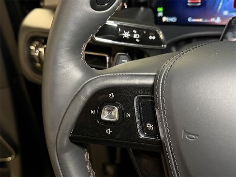 New 2026 Lincoln Aviator AWD image 31