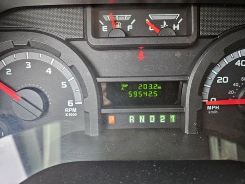 Used 2013 Ford E-350 and Econoline 350 Extended Super Duty w/ PWR Group image 51