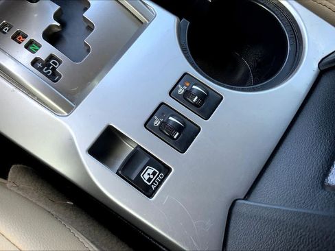 Used 2021 Toyota 4Runner SR5 Premium w/ Moonroof Package image 34