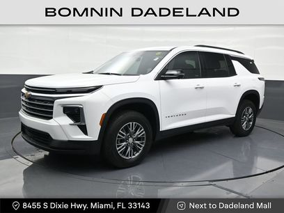 Used 2024 Chevrolet Traverse LT