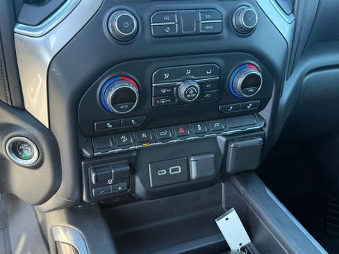 Used 2020 Chevrolet Silverado 1500 LT Trail Boss AWD/4WD image 24
