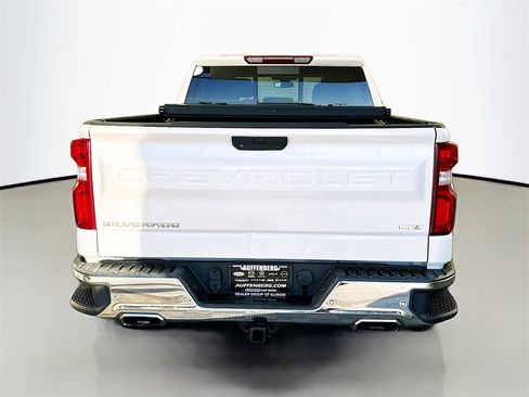 Used 2020 Chevrolet Silverado 1500 LTZ w/ LTZ Premium Package image 6