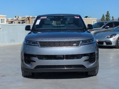 Used 2024 Land Rover Range Rover Sport SE AWD/4WD image 2