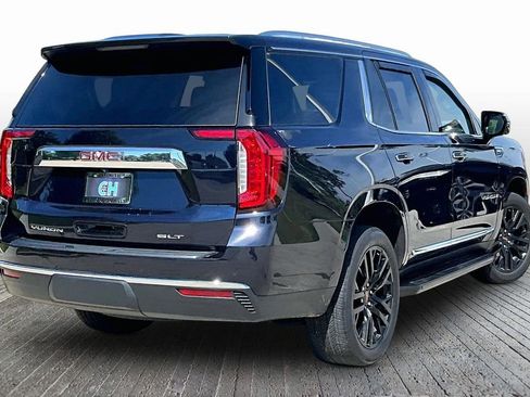 Used 2024 GMC Yukon SLT w/ SLT Premium Package AWD/4WD image 9