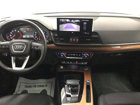 Used 2023 Audi Q5 2.0T Premium w/ Convenience Package AWD/4WD image 19