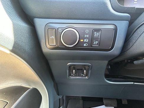 Used 2025 Ford Maverick Lariat w/ 4K Tow Package image 20