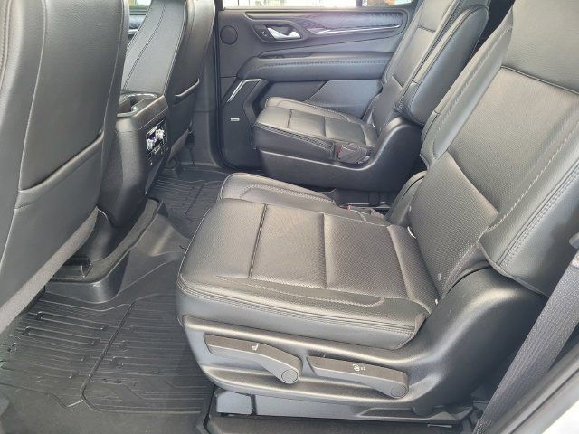 Used 2022 GMC Yukon Denali w/ Denali Premium Package AWD/4WD image 15