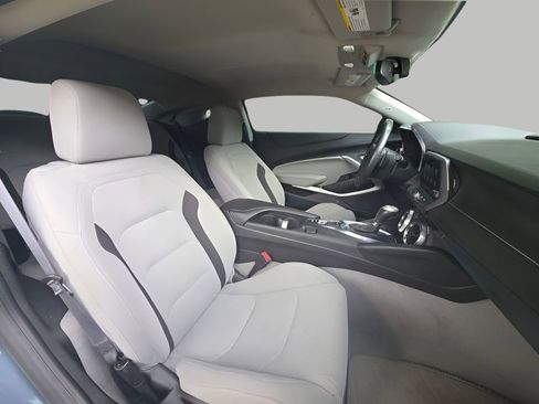 Used 2023 Chevrolet Camaro SS RWD image 8