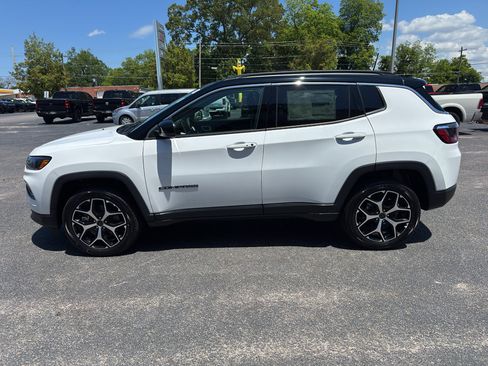 New 2026 Jeep Compass Limited AWD/4WD image 6