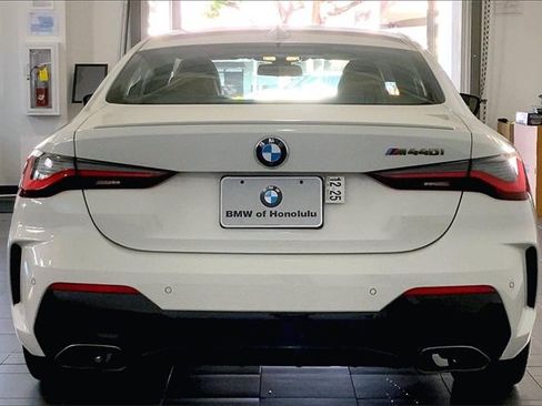 Certified 2023 BMW M440i Coupe w/ Premium Package image 4