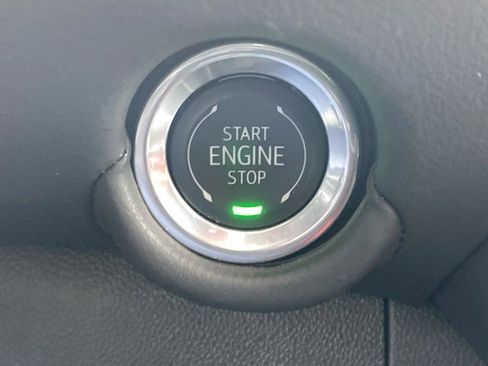 Used 2025 Chevrolet Tahoe Premier image 17