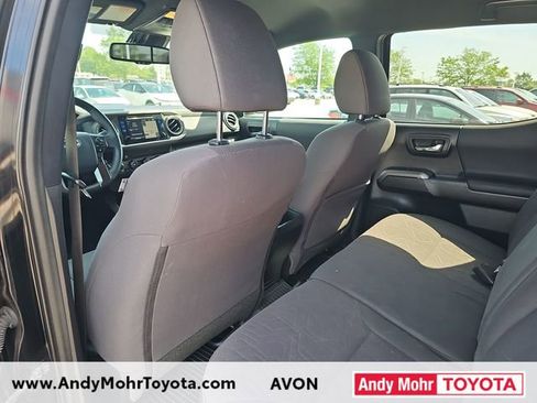 Used 2019 Toyota Tacoma TRD Sport AWD/4WD image 32