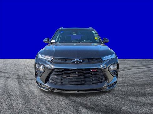 Used 2023 Chevrolet TrailBlazer RS w/ Sun and Liftgate Package image 9