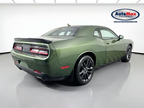 Used 2023 Dodge Challenger SXT w/ Plus Package image 2
