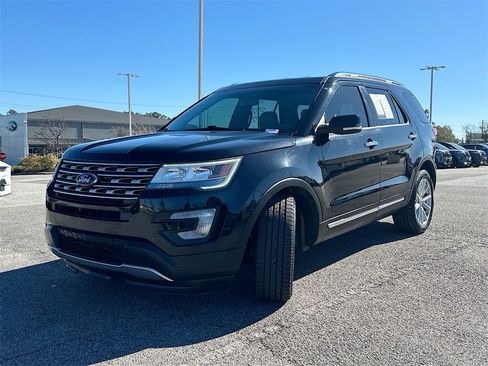 Used 2016 Ford Explorer Limited image 2