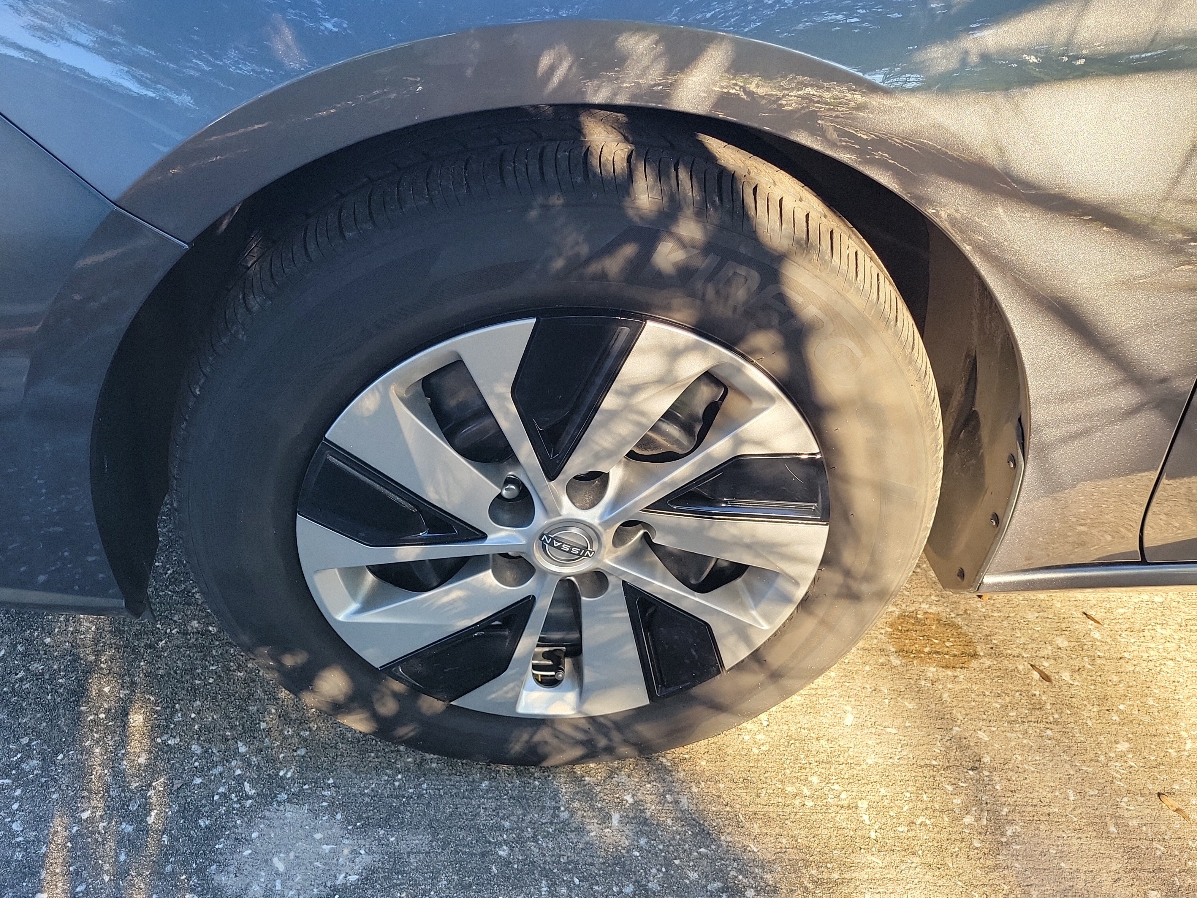Certified 2025 Nissan Altima 2.5 S FWD image 6