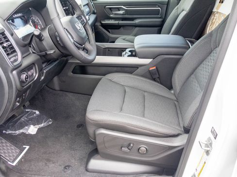 New 2027 RAM 1500 4x4 Crew Cab image 4