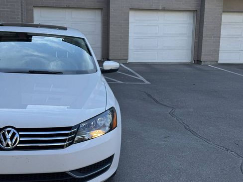Used 2014 Volkswagen Passat 1.8T SE FWD image 9