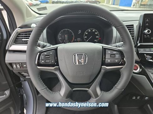 New 2026 Honda Odyssey Touring image 13
