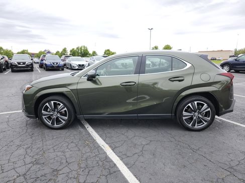 Used 2024 Lexus UX 250h AWD w/ Premium Package image 14
