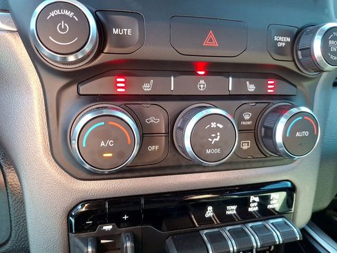 Used 2023 RAM 1500 Big Horn image 19