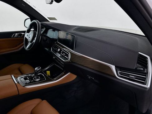 Used 2022 BMW X5 sDrive40i w/ M Sport Package image 30