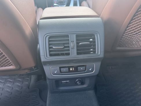 Certified 2024 Audi Q5 2.0T Prestige image 16