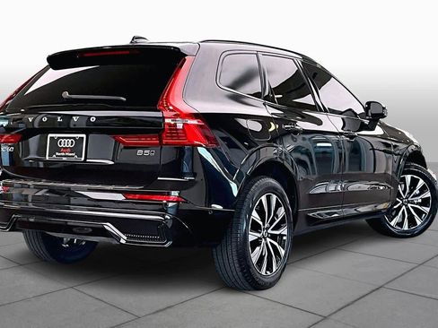 Used 2024 Volvo XC60 B5 Plus w/ Protection Package Premier image 12