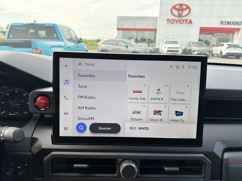 Used 2025 Toyota 4Runner TRD Pro AWD/4WD image 17