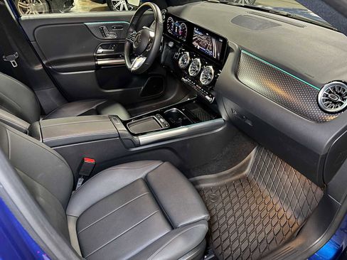 Certified 2025 Mercedes-Benz GLA 250 4MATIC image 11