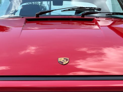 Used 1989 Porsche 911 Carrera RWD image 30