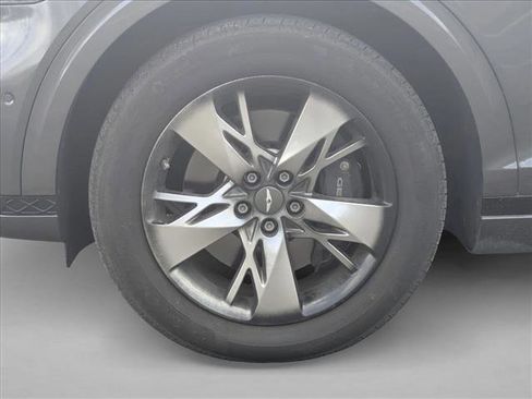 Used 2022 Genesis GV70 3.5T Sport w/ Sport Advanced Package image 9