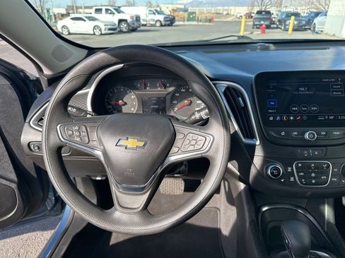 Used 2024 Chevrolet Malibu LT FWD image 11