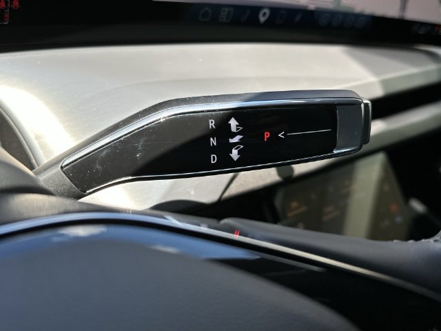 Certified 2026 Cadillac Vistiq Sport AWD/4WD image 27