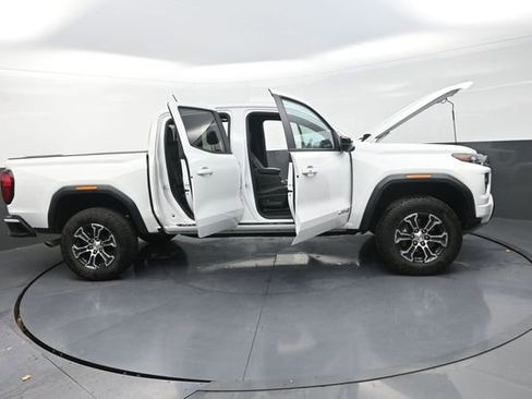 Used 2024 GMC Canyon AT4 w/ AT4 Premium Package image 59