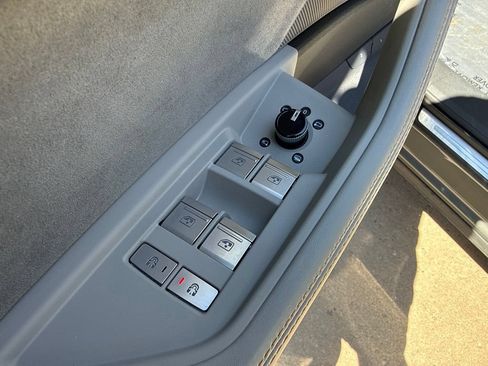Used 2023 Audi e-tron Chronos w/ Chronos Package AWD/4WD image 11