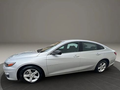 Used 2020 Chevrolet Malibu LS w/ LPO, Convenience Package 1 image 8