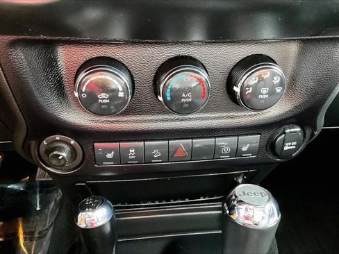 Used 2015 Jeep Wrangler Sahara w/ Connectivity Group image 23