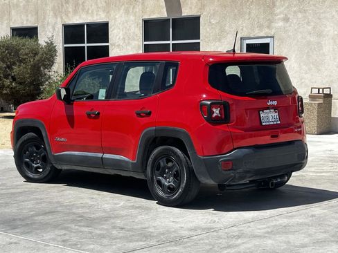 Used 2020 Jeep Renegade Sport FWD image 5