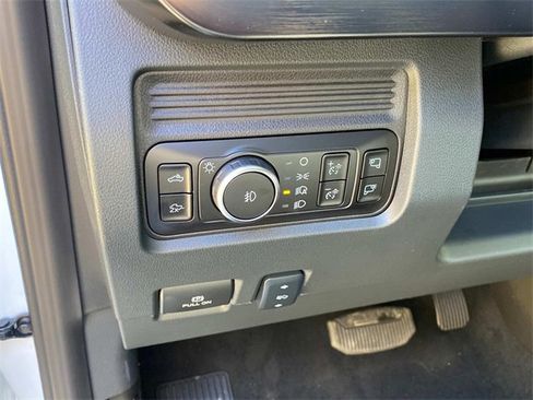 Used 2026 Ford F450 Lariat image 15