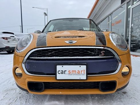 Used 2015 MINI Cooper S image 2